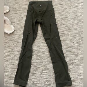 Green Lululemon Leggings(size 2)(25in)